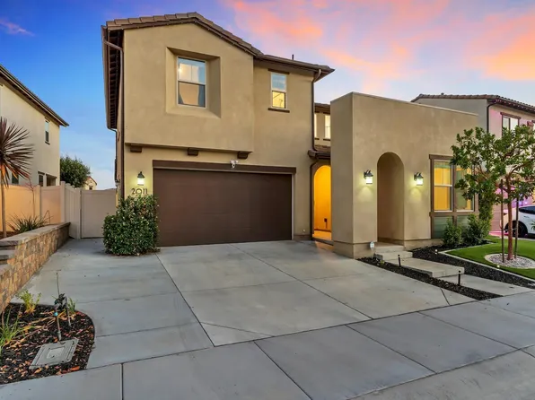 2011 Copernicus Ct, Escondido, CA 92026