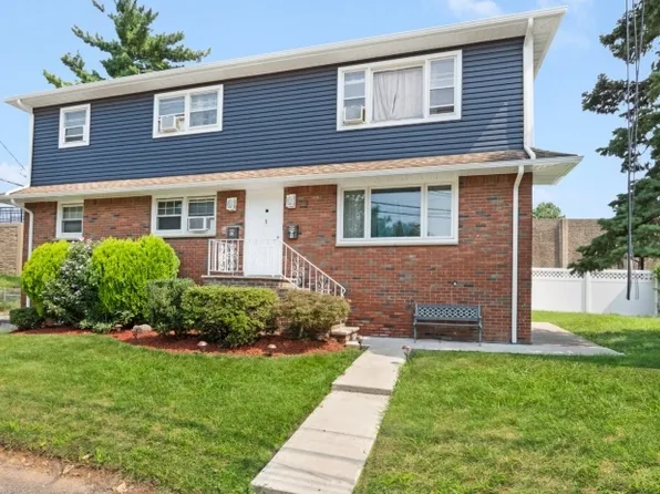 1 Mary Ave, Woodland Park, NJ 07424