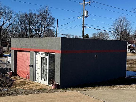 3rd image of 4800 E Nettleton Ave