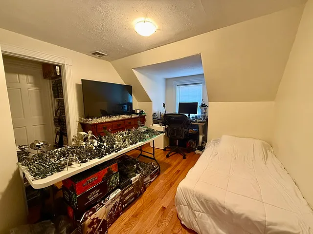 16 Hinckley St #3 — Photo 8