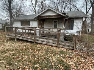 1724 N 33rd St, Decatur, IL 62526