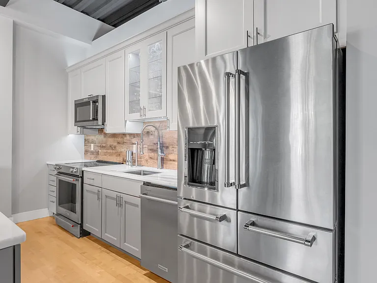 350 E Short St #209 — Photo 11