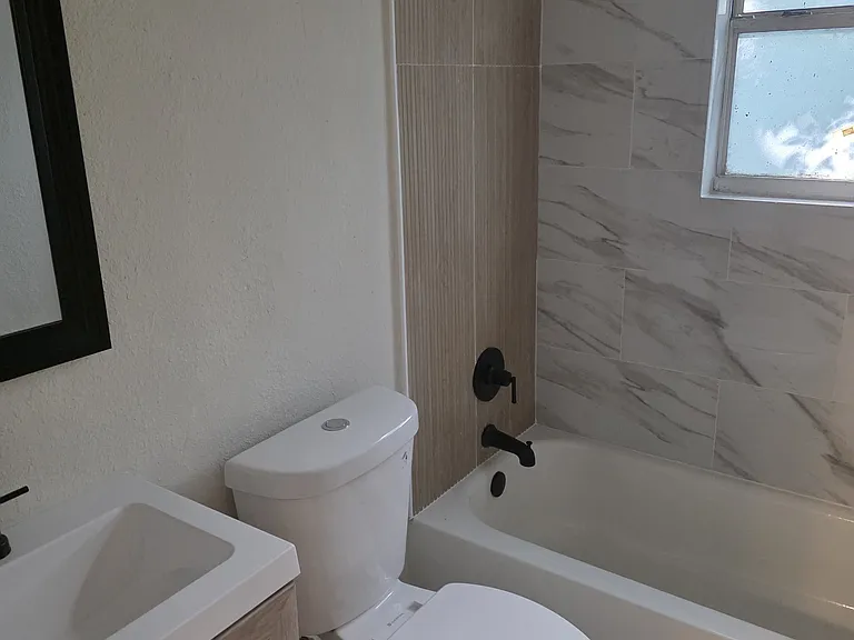 7175 Eudine Dr N — Photo 12