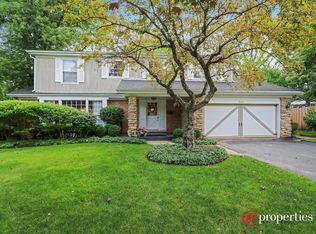 1814 Silverwillow Dr, Glenview, IL 60025