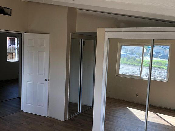 5th image of 2816 Chopin Ave