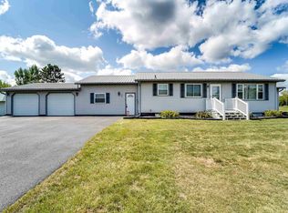 120 Cunningham Ridge Rd, Cazenovia, WI 53924
