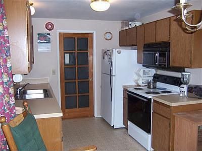 2nd image of 22535 Sunridge Way NE