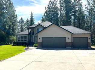 13385 W Winterview Ct, Nine Mile Falls, WA 99026