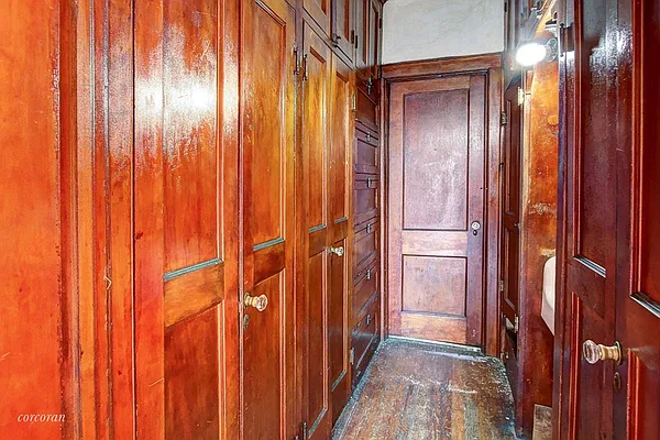 Sold by Corcoran | media 6