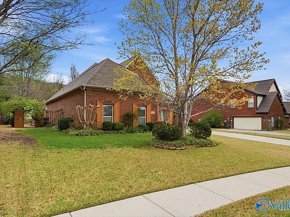 3rd image of 4814 Cove Valley Dr SE