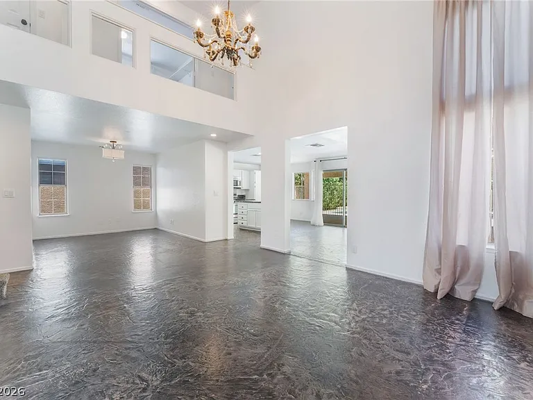 3024 Cloverbrook St — Photo 5