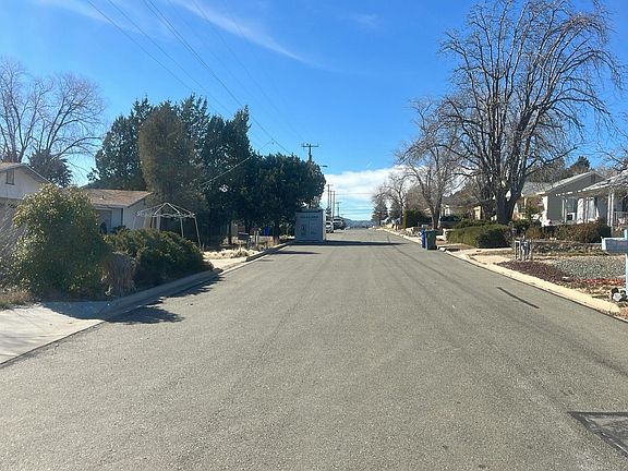 5th image of 716 Douglas Ave