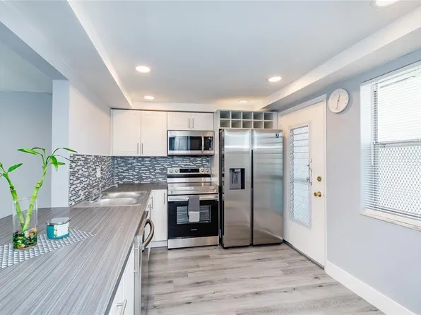 1101 NE 191st Street #H301, Miami, FL 33179