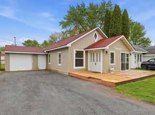 311 N Shore Dr, Forest Lake, MN 55025