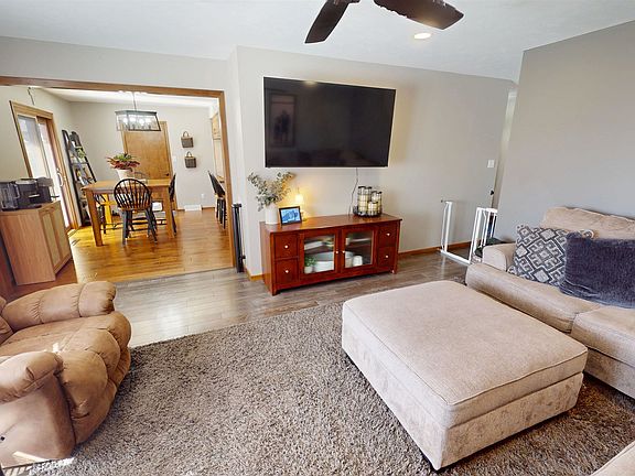 5th image of 3719 Meadowlark Ln