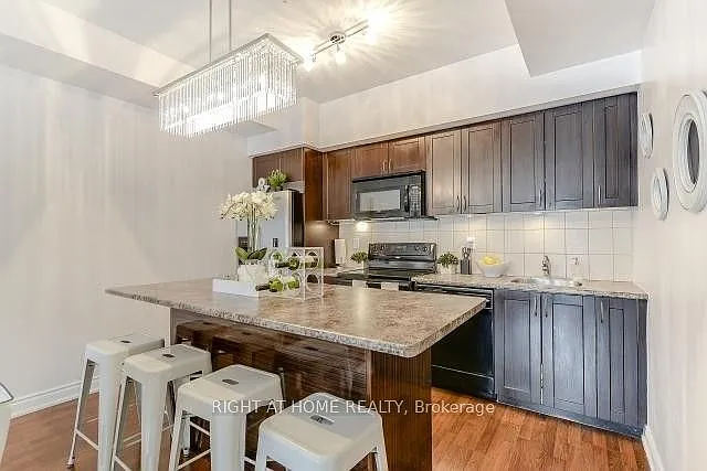 5 Richgrove Dr E #104 — Photo 9
