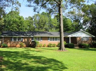 709 N Plantation Rd, Lancaster, SC 29720