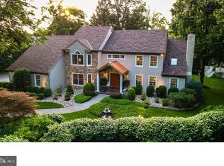 113 Sugartown Rd, Devon, PA 19333