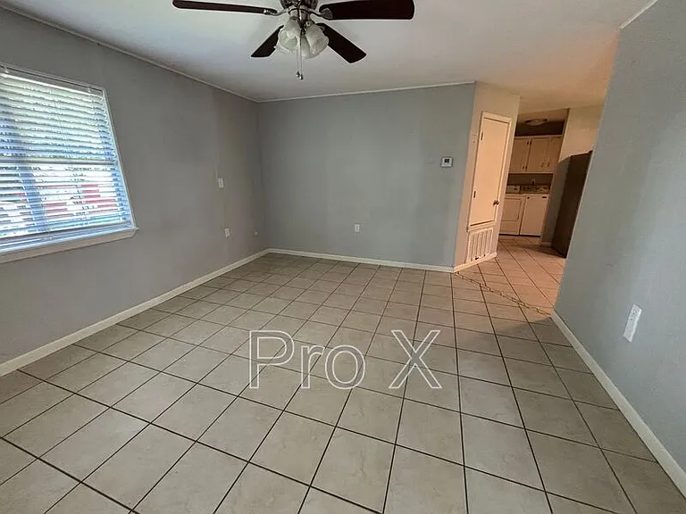 6450-6462 W Nicole Ln #6450 W NICOLE LN — Photo 5