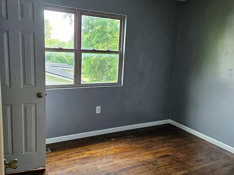 1616 Folsom Ave — Photo 5