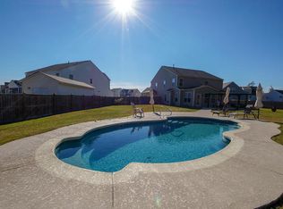 100 Endicott Ct, Summerville, SC 29486