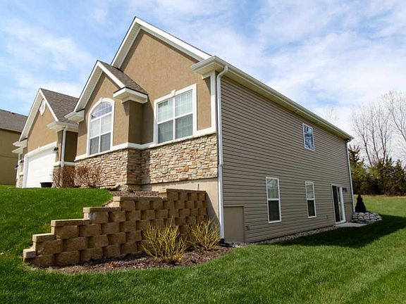 4th image of 3806 Corinth Dr