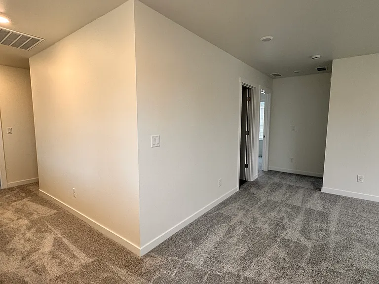 17712 SE 265th St — Photo 14