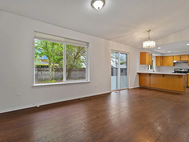 5240 SE 63rd Ave — Photo 24