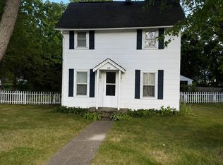 28 W Post St, Newaygo, MI 49337