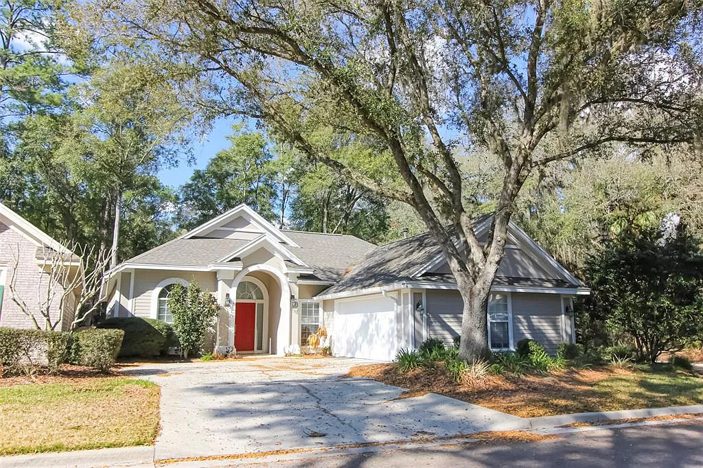 3 bed, 2.5 bath, 2328 sqft, $2,725 — Photo 1