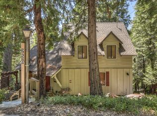 250 E Ln, Lake Arrowhead, CA 92352