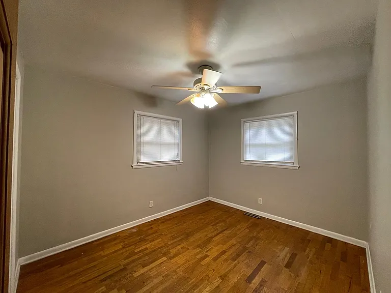 903 Wheaton Ave #4 — Photo 5