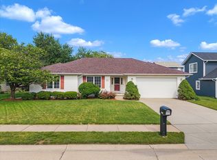 4421 Oak St, Davenport, IA 52806