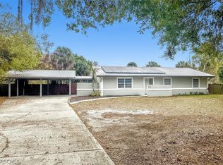 233 S Cypress St, Labelle, FL 33935