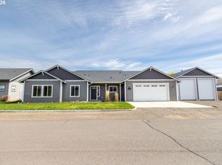 10503 I Ave, Island City, OR