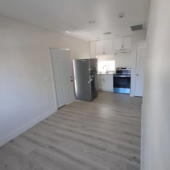 44141 11th St W — Photo 6