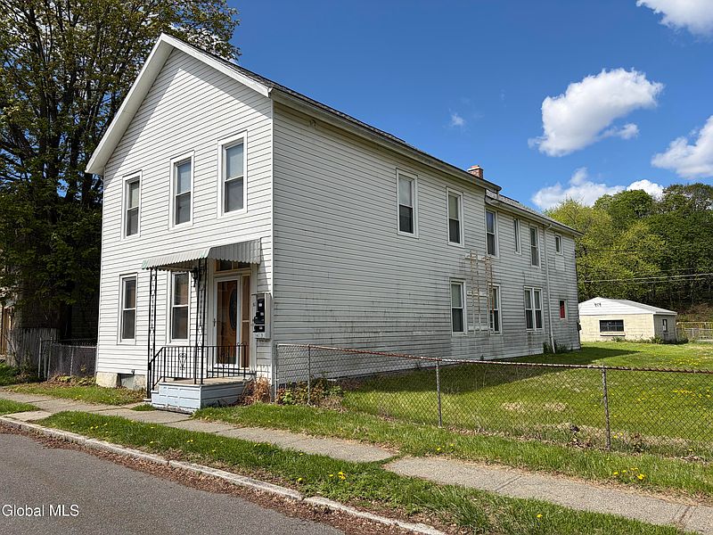 5th image of 82 4th Street