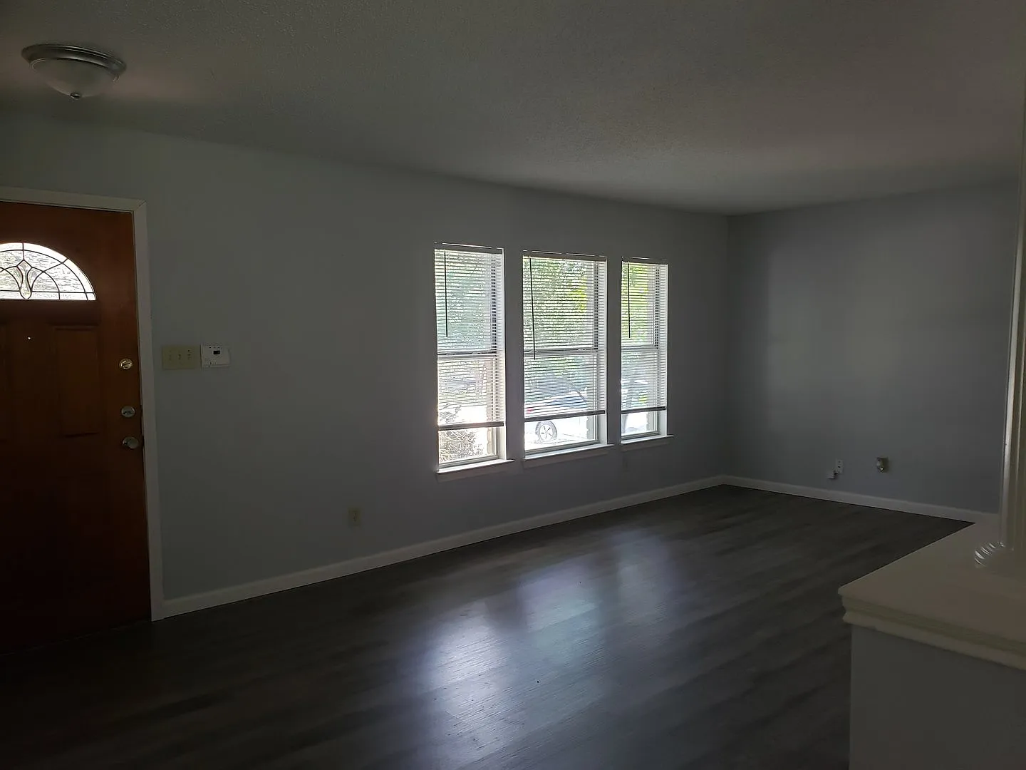 Huge 4 bed 2.5 bath house newly renovated — Photo 4