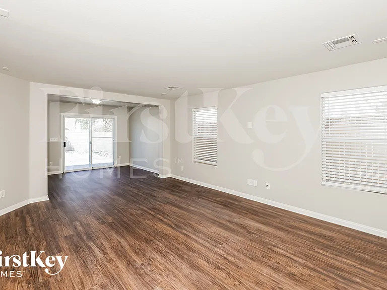 2046 Peacemaker Rd — Photo 6