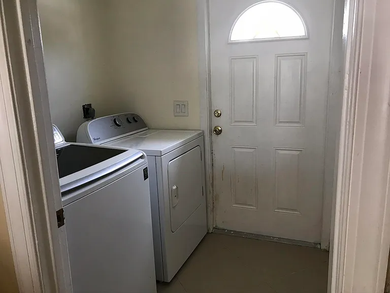 1534 Royal Forest Ct — Photo 8