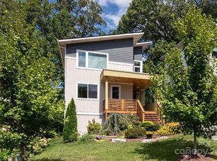 35 Mauricet Ln, Asheville, NC 28806