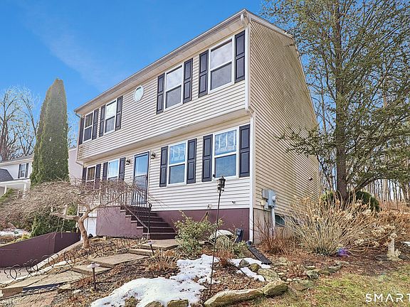 3rd image of 154 Hull Street