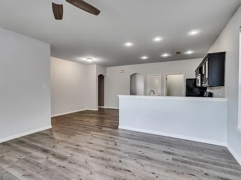 1906 Cameo Ct — Photo 20