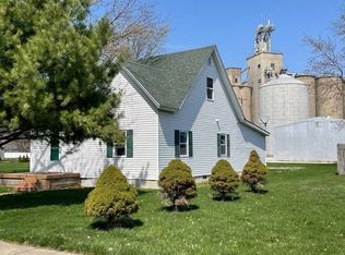 704 W North St, Arenzville, IL 62611