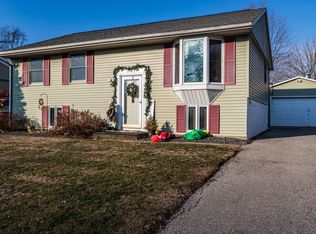 3423 Robinsdale Ave, La Crosse, WI 54601