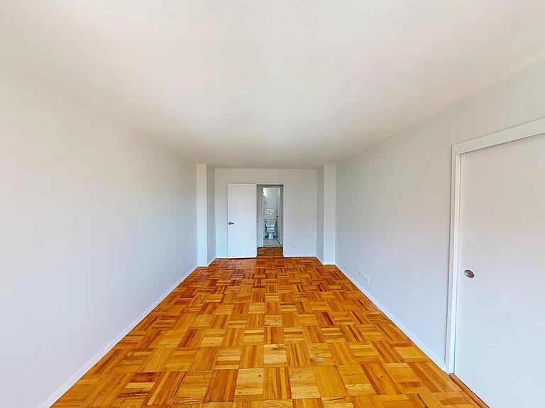 250 E 73rd St #16E — Photo 10