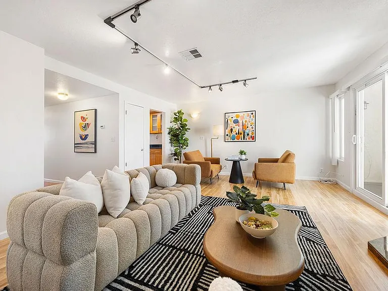 3550 Carter Dr #32 — Photo 1