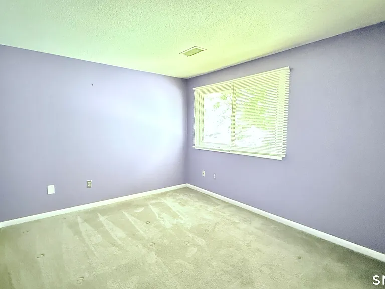 6 Oak Forest Dr #3 — Photo 8