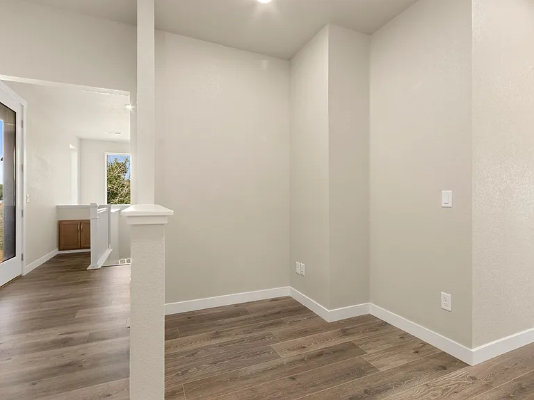 938 Schlagel St #6 — Photo 2