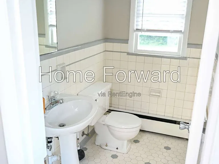 517 N 3rd St — Photo 23